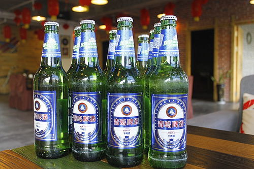 连续11天1元喝青岛啤酒，7折吃烧烤！喝酒撸串就去这家店，划算还能尝青岛蓝莓酒